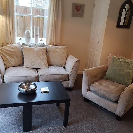 Coastal Escape Deal - 2 Bedroom House -Short Lets & Serviced Accommodation Екстер'єр фото