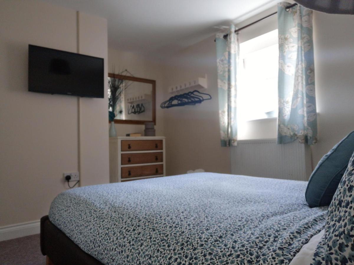 Coastal Escape Deal - 2 Bedroom House -Short Lets & Serviced Accommodation Екстер'єр фото