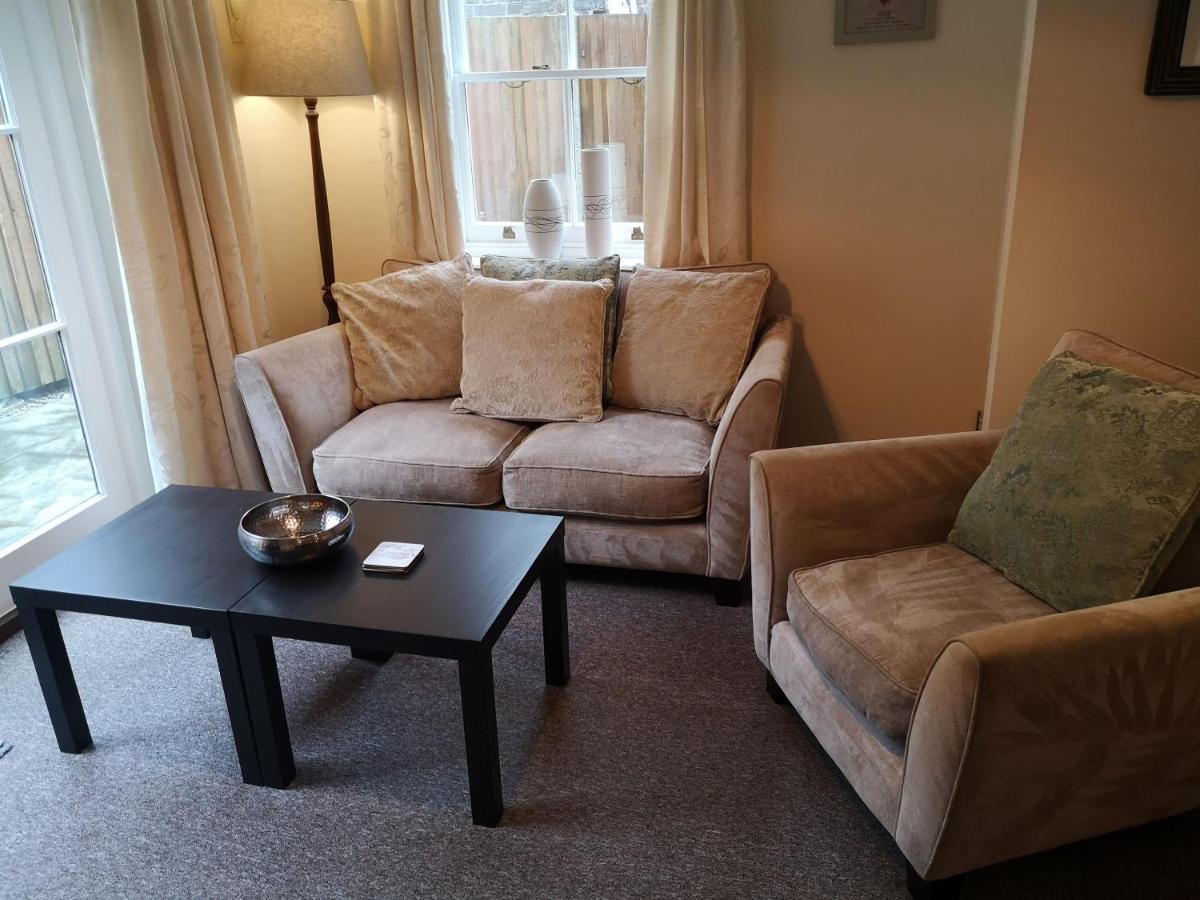Coastal Escape Deal - 2 Bedroom House -Short Lets & Serviced Accommodation Екстер'єр фото